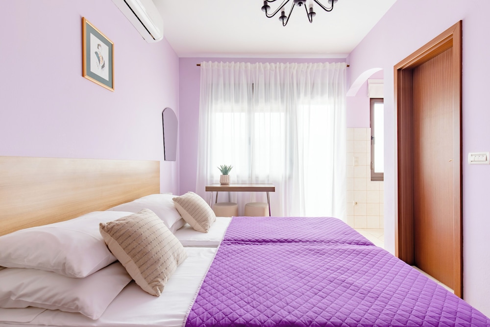 Standard Double Room, City View photo 1
