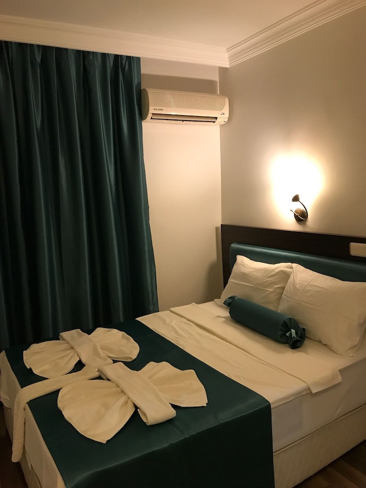 Family Quadruple Room, 2 Bedrooms, Smoking, Sea View photo 1