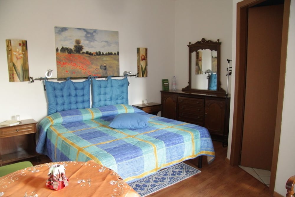 Double Or Twin Room photo 1