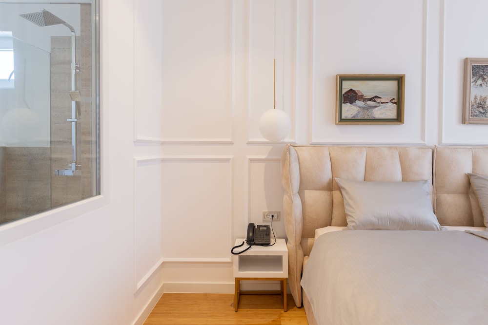 Luxury Room photo 2