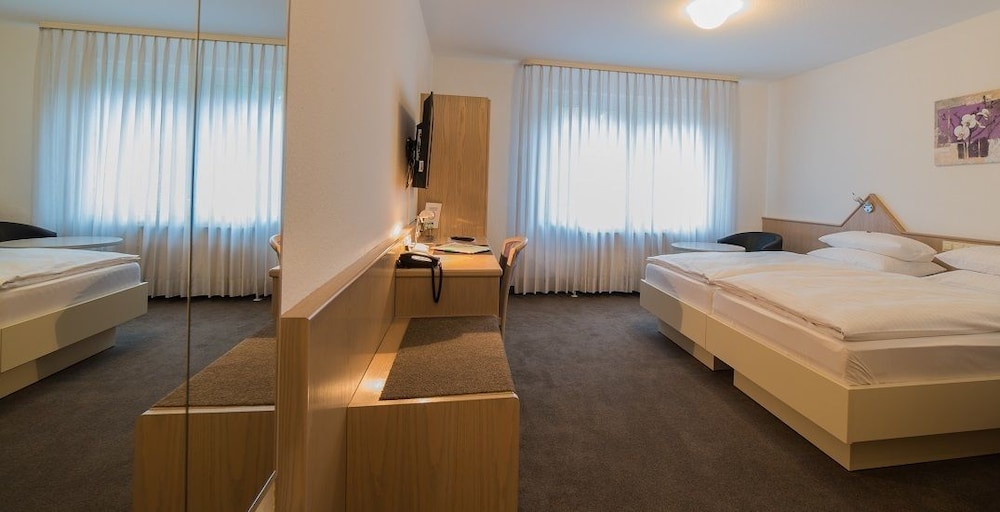Double Room - Photo 3