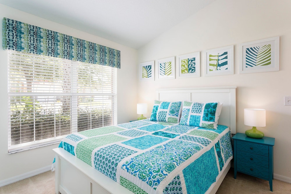 House, Multiple Beds, Pool Access, Pool View