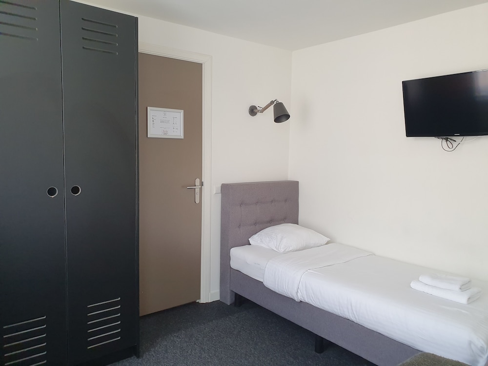 Standard Triple Room photo 3