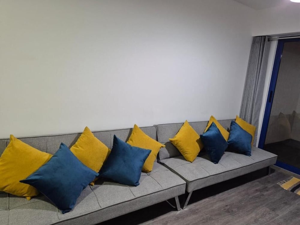 Luxury Apartment photo 2