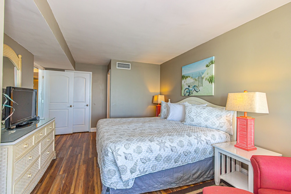 Condo, 3 Bedrooms, Beach View, Oceanfront