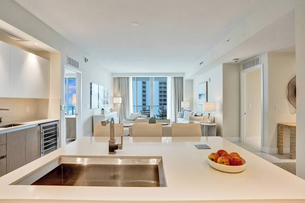 Condo, 2 Bedrooms, Kitchen, Ocean View photo 2