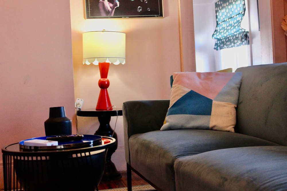 Apartment photo 2