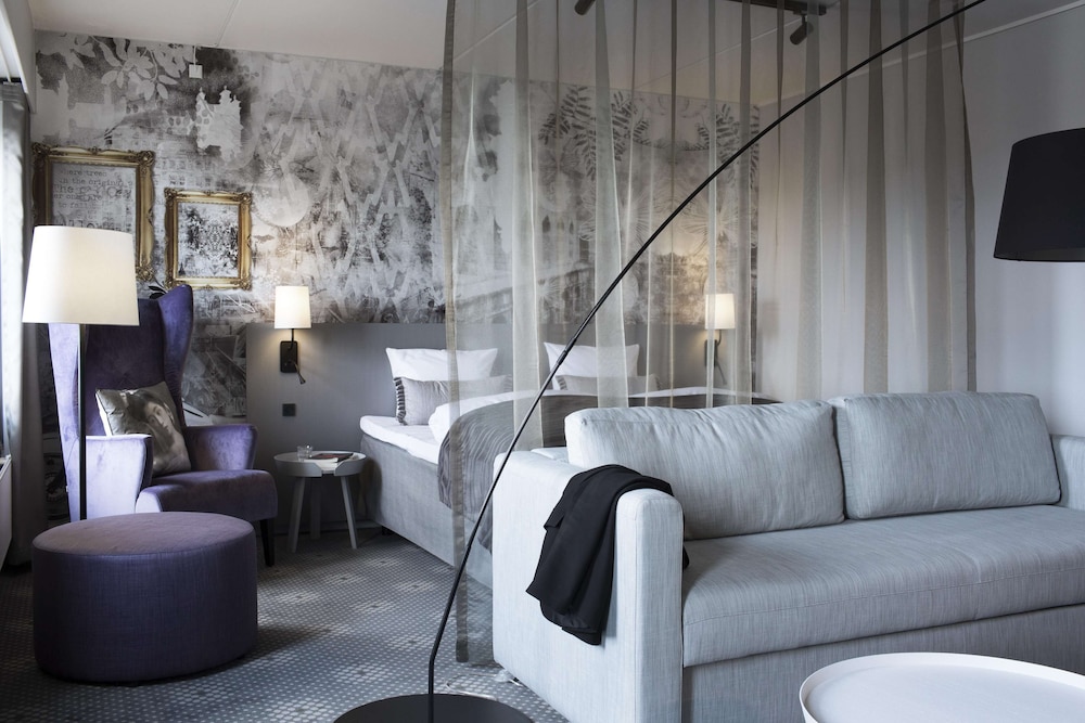 Superior Room, 1 Queen Bed - Photo 1