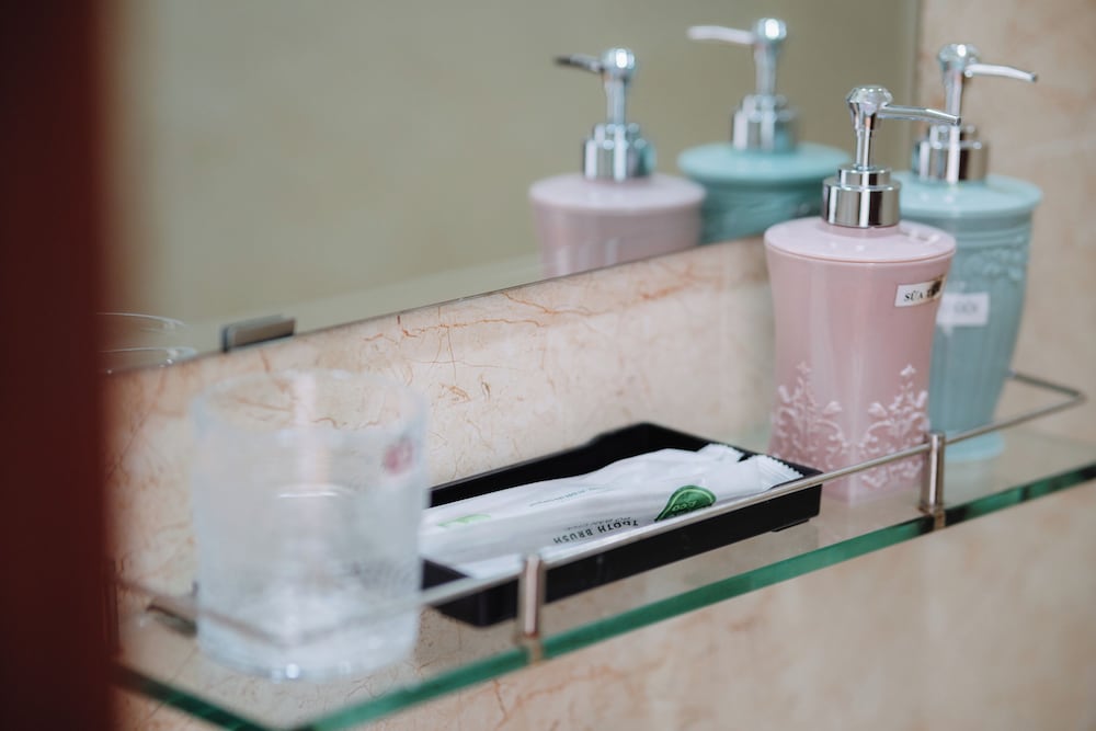 Basic Double Room Single Use, Non Smoking, Private Bathroom