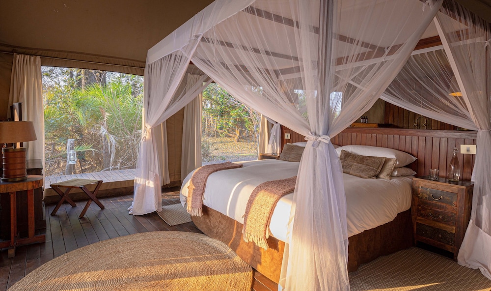 Luxury Tent photo 1