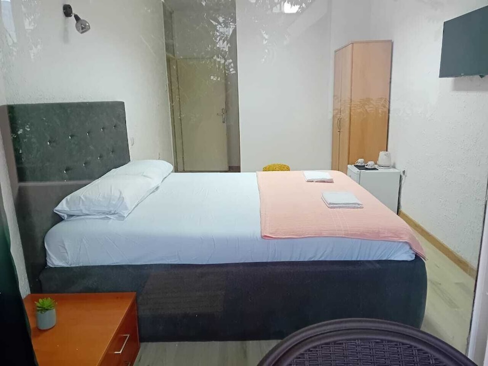 Comfort Double Room, 1 Bedroom, Garden View