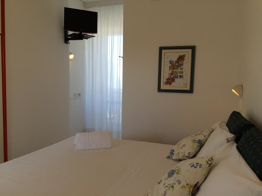 Quadruple Room photo 2