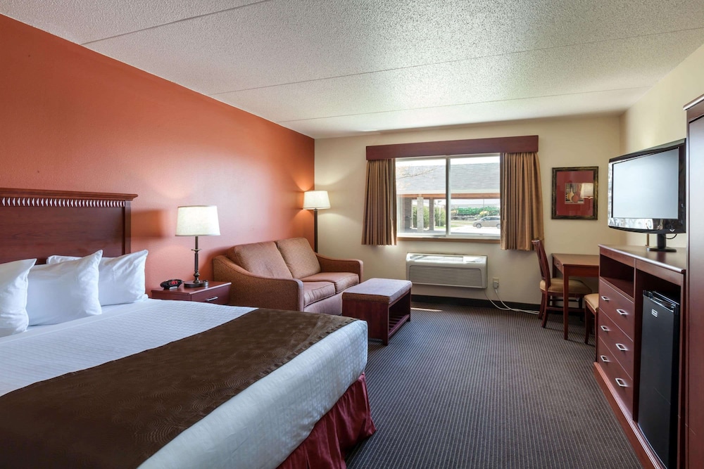 Suite, 1 King Bed, Non Smoking