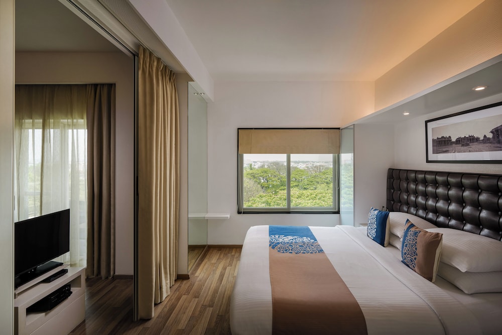 Suite, 1 Bedroom, Balcony