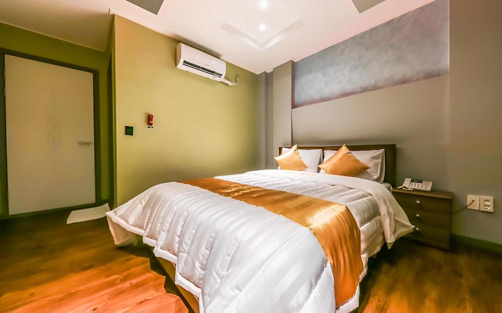 Room (Standard room) - Photo 1