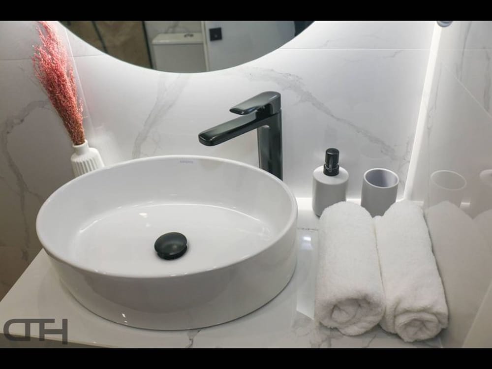 Luxury 80m2 Apartment With Balkony Downtown, Billede 43
