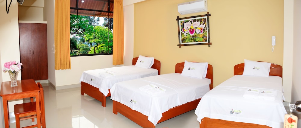 Triple Room, 3 Twin Beds, Private Bathroom photo 1
