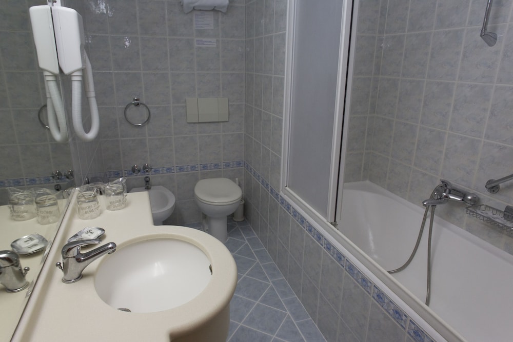 Premier Double Room, 1 Bedroom, Balcony - Photo 3
