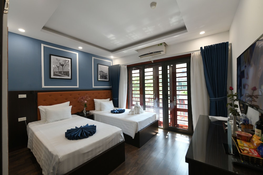 Honeymoon Double Or Twin Room, Balcony, City View