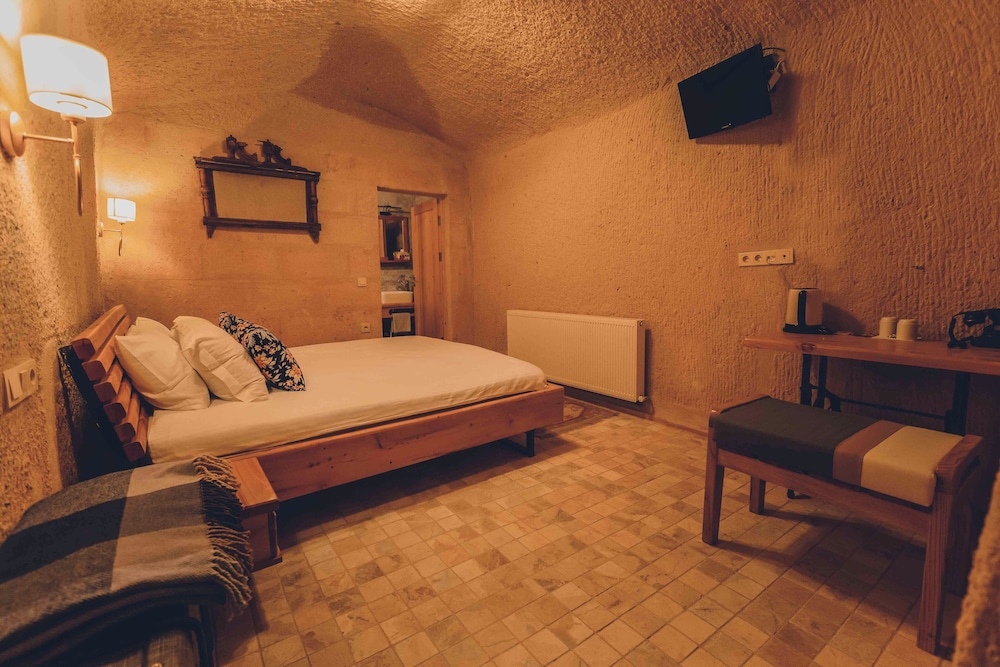Family Room - Photo 8