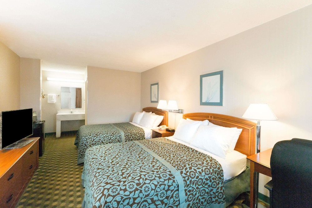 Double Room, 2 Double Beds