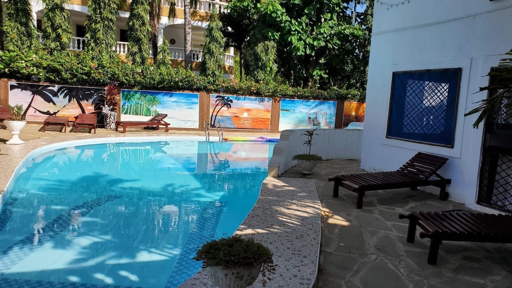Villa photo 3