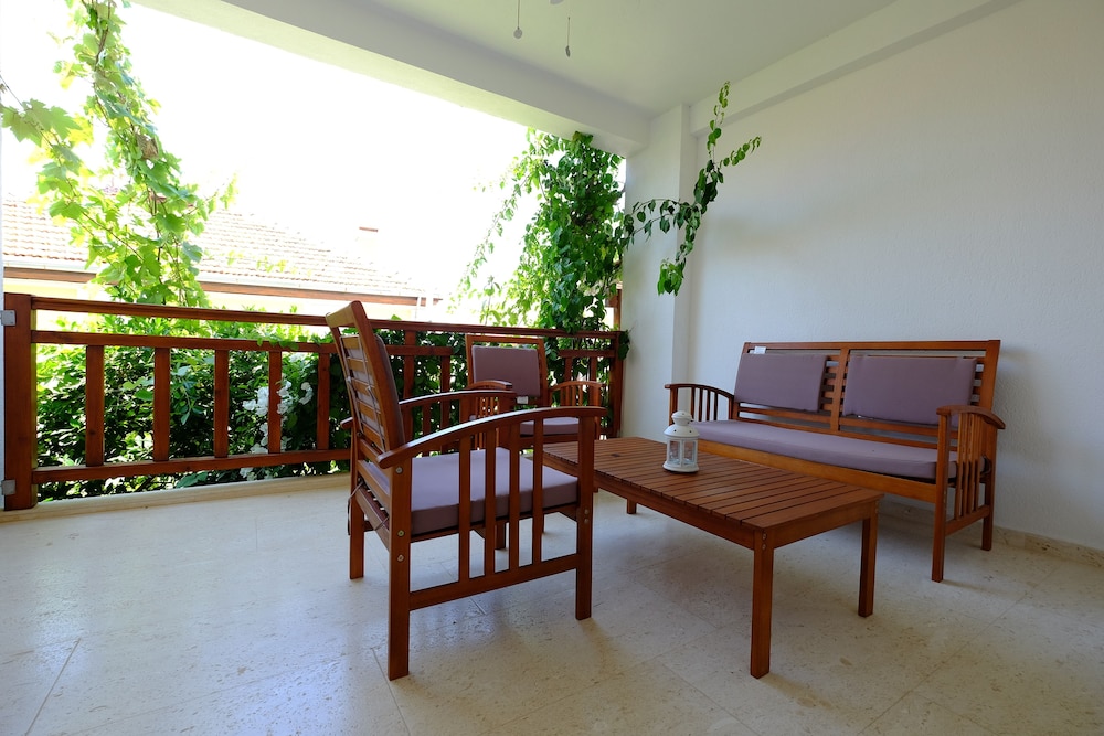 Comfort Apartment, 1 Bedroom photo 2