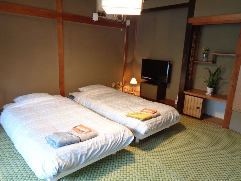 Standard Twin Room, River View photo 1