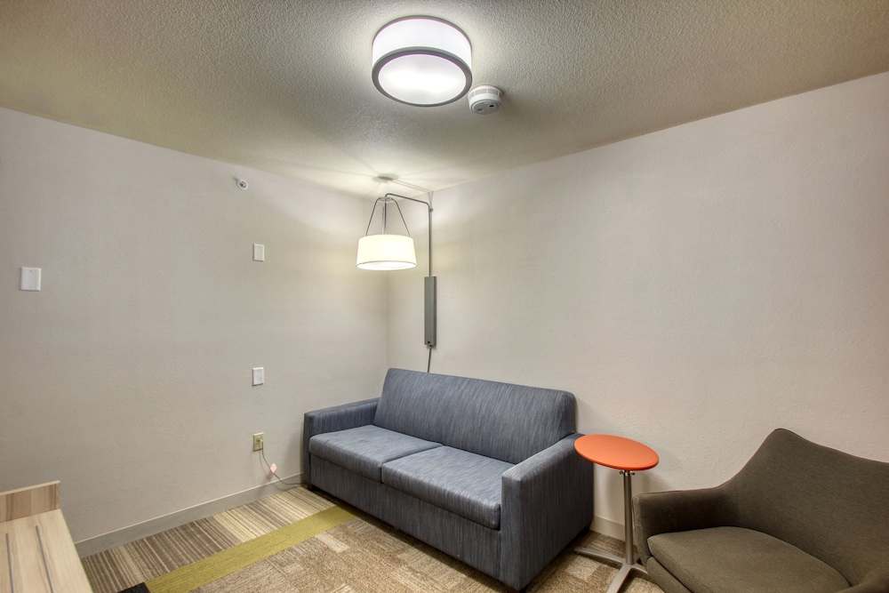 Suite, 2 Queen Beds (Additional Living Area) - Photo 6
