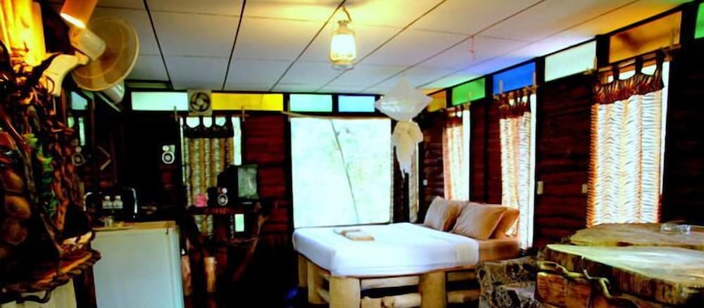 Honeymoon Tree House, 1 Double Bed, Garden View