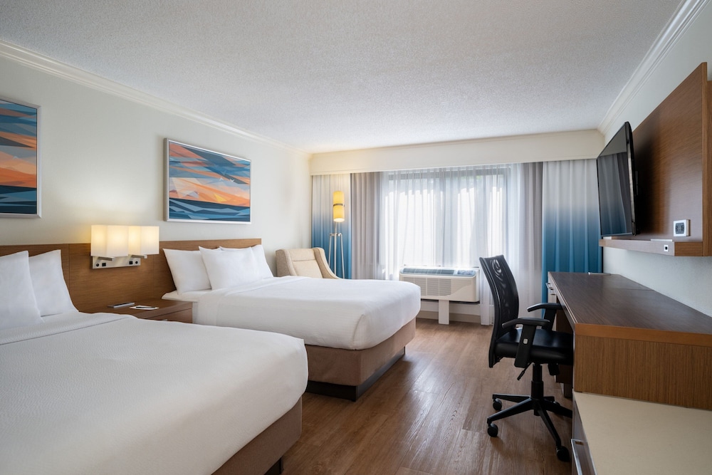 Room, 2 Queen Beds - Photo 1