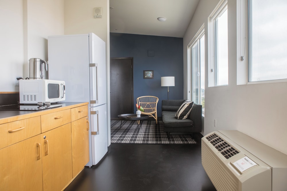Honeymoon Penthouse, Bay View - Photo 5