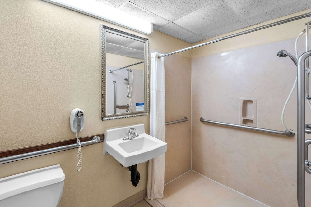 Clarion Inn & Suites Indianapolis Northwest, 사진 3