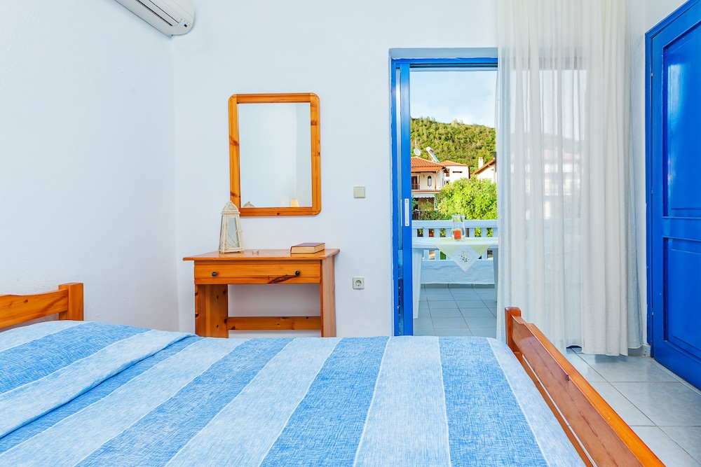 Double Room (Arsinoi) photo 2