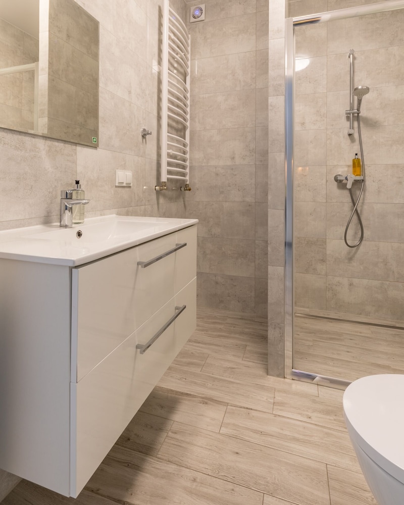 Standard Apartment - Photo 8