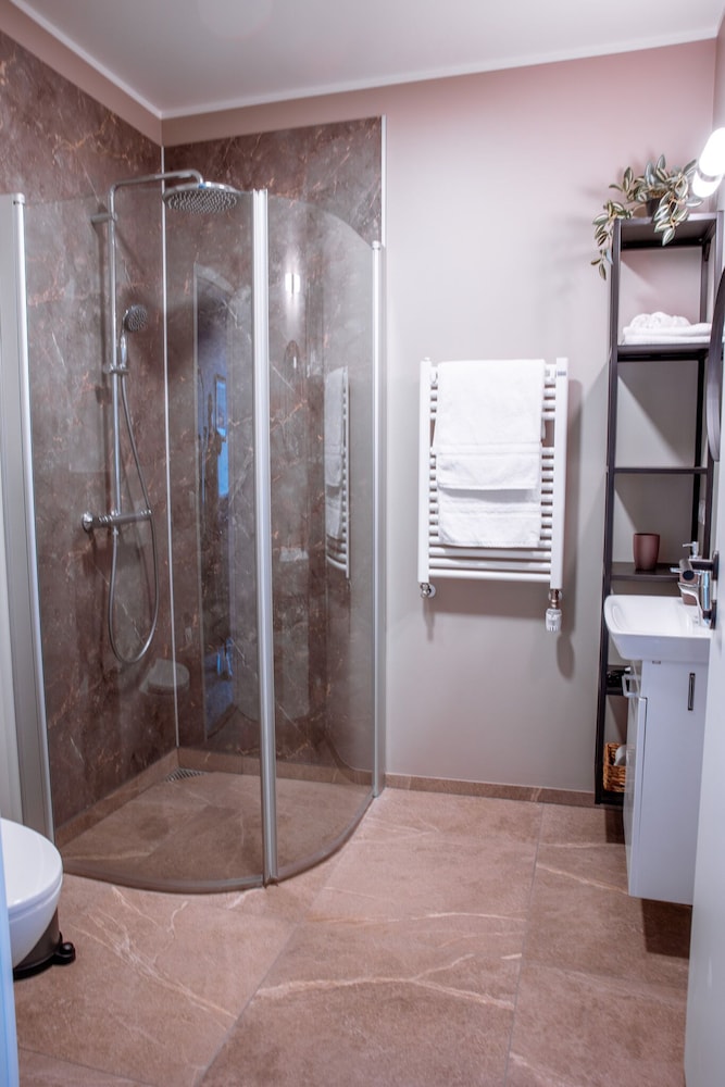 Standard Room - Photo 3
