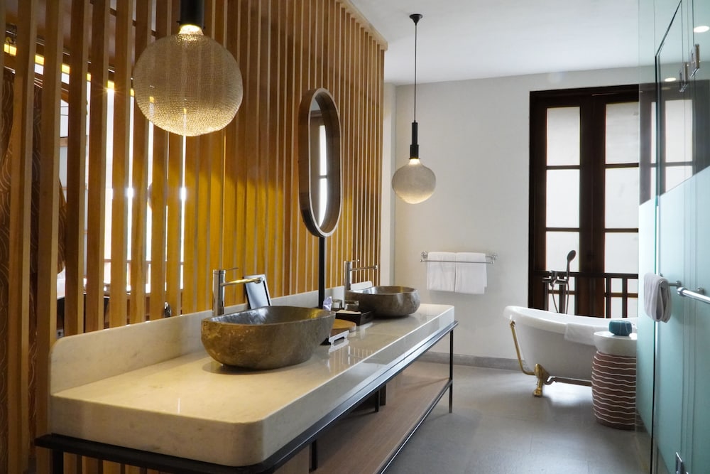 Grand Suite, Valley View - Photo 5