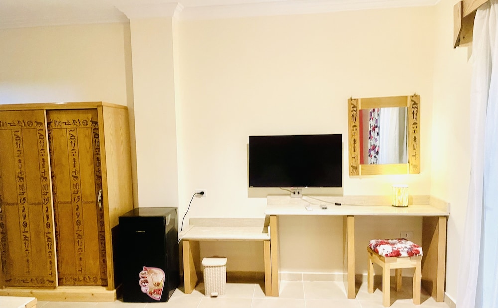Panoramic Studio Suite, Non Smoking, Garden View photo 1