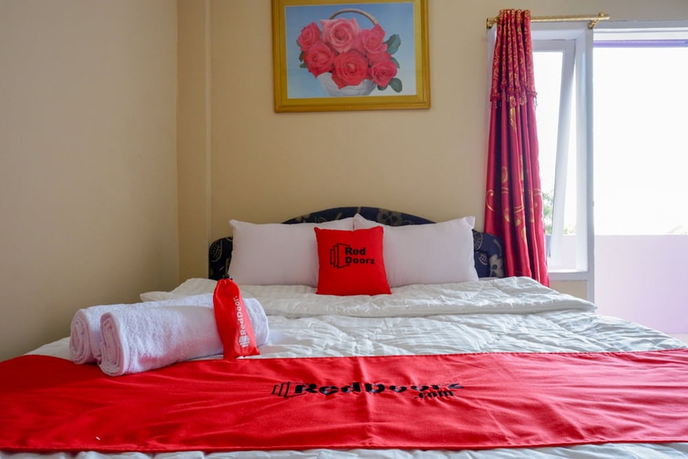 Double Room (Reddoorz) photo 2