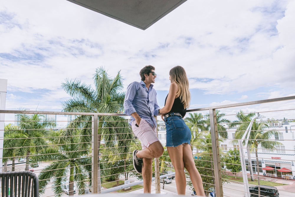 Premium Suite, City View, Corner