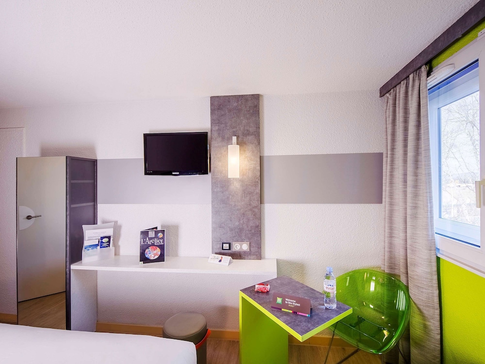 Standard Room, 2 Twin Beds - Photo 1