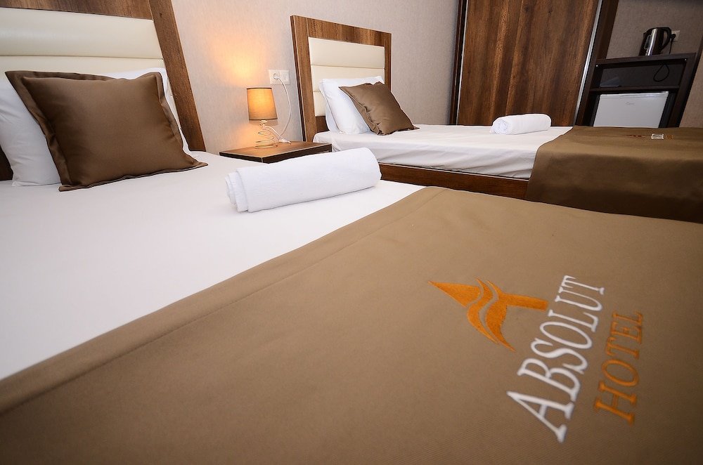 Standard Twin Room - Photo 1