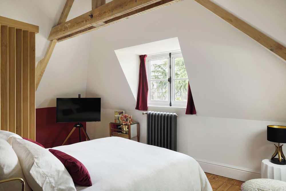 Panoramic Double Room, 1 Queen Bed, City View photo 2