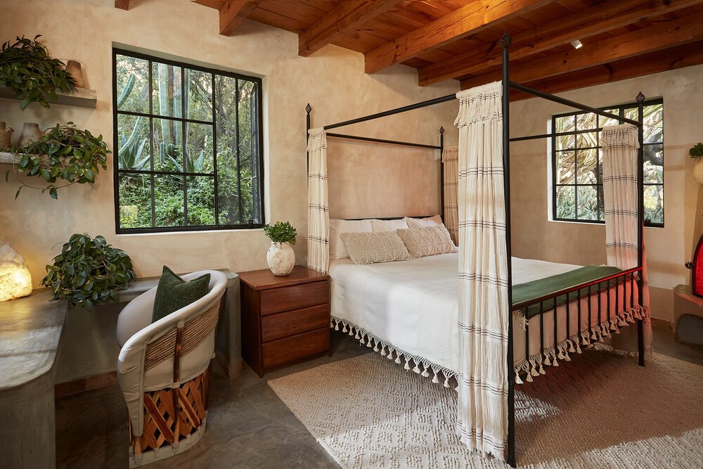 Family House, Multiple Beds, Mountain View photo 1