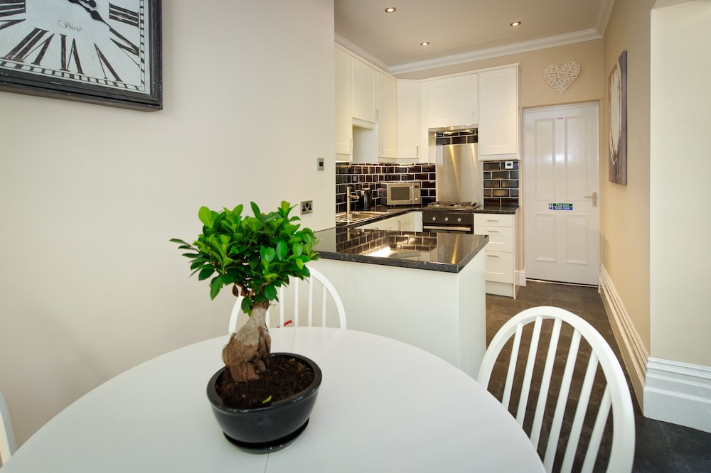 Executive Apartment, 1 Bedroom, Kitchen photo 1
