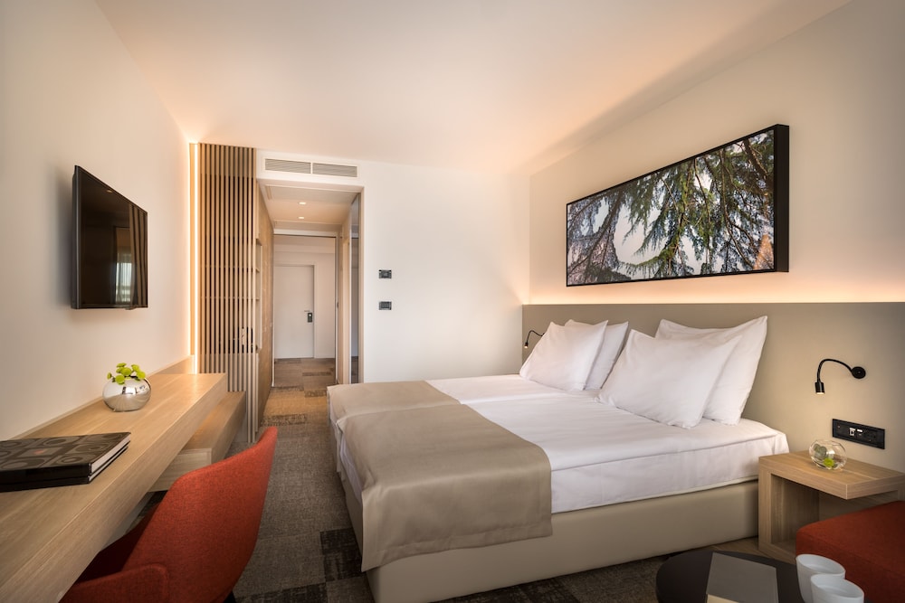 Junior Suite, Balcony - Photo 2