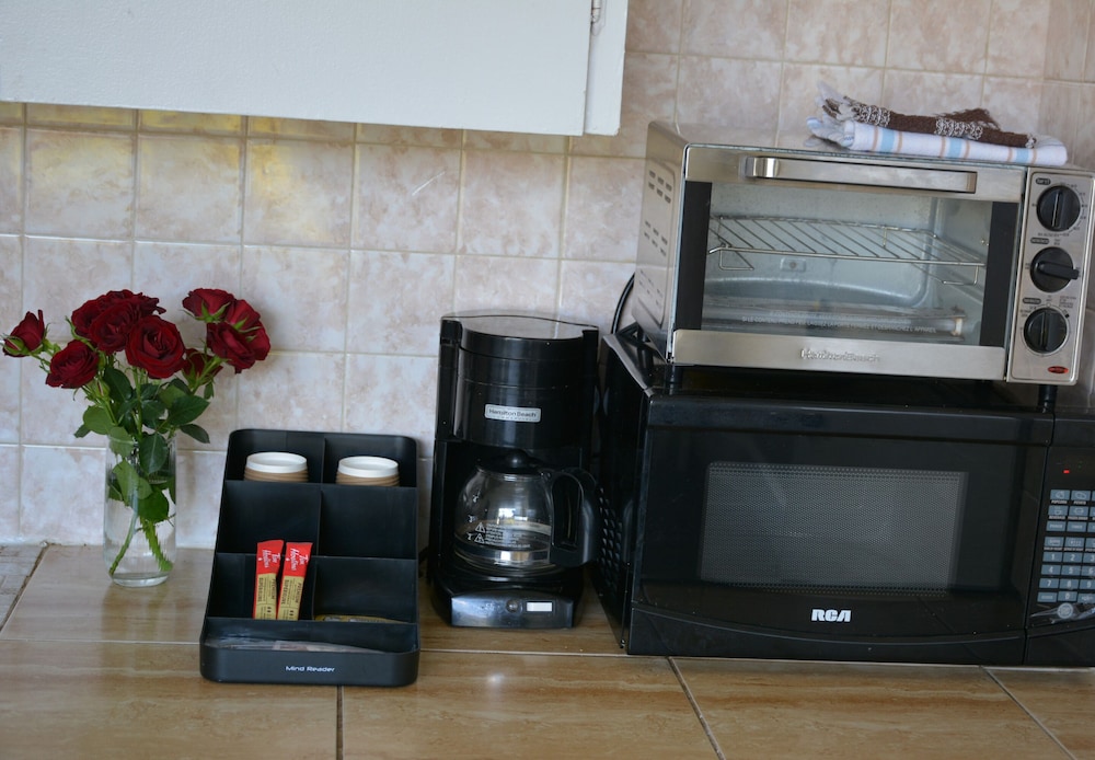 Classic Studio Suite, Kitchenette photo 2