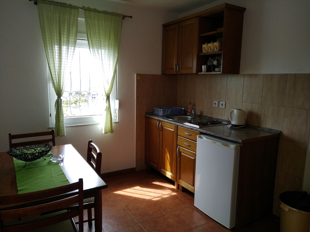 Design Apartment, Sea View, Beachside photo 2