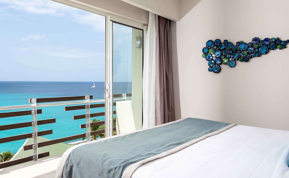 Executive Suite, Multiple Beds, Ocean View (Royale Two-Bedroom Butler Penthouse)