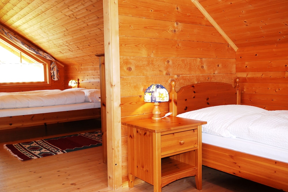 Chalet (Squirlat) photo 2